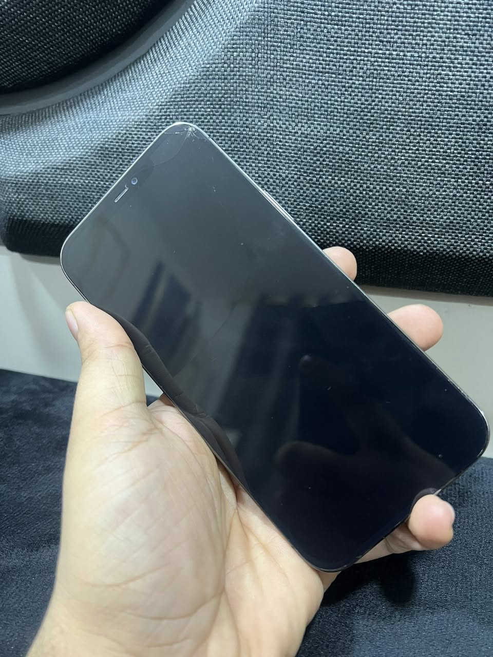 آيفون 12 برو ماكس ذاكره 256 بطاريه 76 بلادي ممفتوح فقط الكلاس مال شاشه مفطوره كلشي مابي مماثر سعره مناسب 475 وبي مجال مكاني بغداد رقمي
***********
