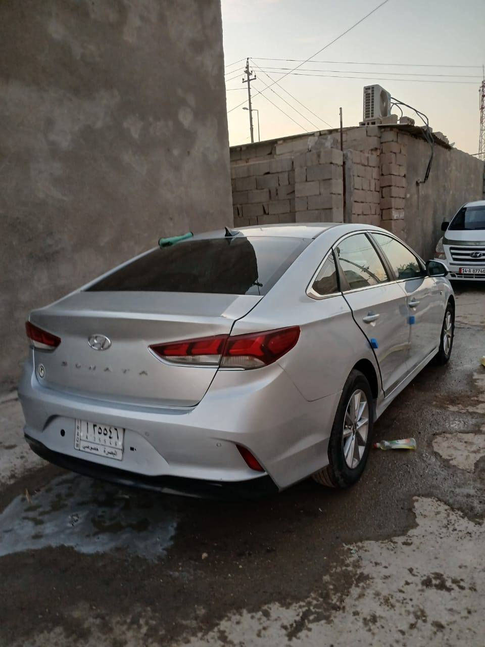 سلام عليكم سوناته البيع مديل 2021
وارد كوري سياره جاهزه من كلشي تخم تاير جديد مكينه كير سياره تحفه مكان البصره الهارثه بيه شبر جنطه 
والباقي كفاله  ***********
