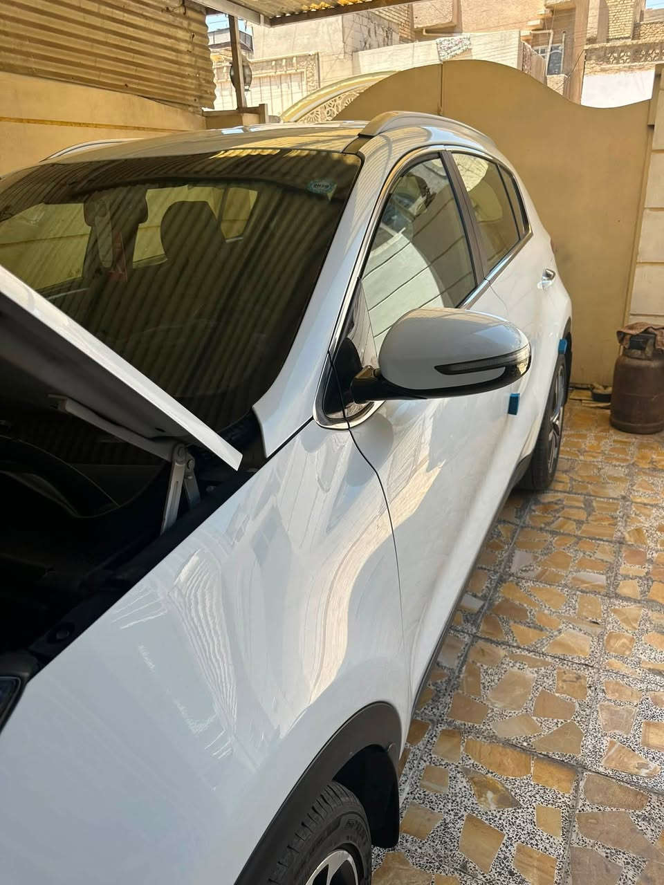 سبورتج 2020   محرك 2000 خليجي باسمي السنويه مجدده لغاية 2030
مكفوله من الصبغ
كل شي على وضع الشركة 
بدون مواصفات فقط كاميره خلفيه ورادار امامي وخلفي ومرايات كهربائية
السياره جديده
السعر 185
بغداد الحرية 
الاتصال على الرقم***********
