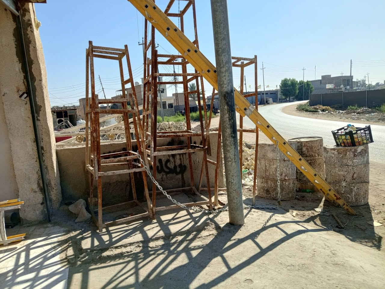 📢⭕سلام عليكم محلاظة /البيع مستعجل
سكله للبيع في كربلاء
اخي اذا ماتفيدك لاتكول اجيك ومتجي 
ابيع شلعه كامله لا تخابر على حاجات فرادي المحتويات
 ✅قفص كامل ( 11  ) 
✅مولدات عدد( 1 ) 
كسارات عدد ( 1 )
✅دريلات همر عدد ( 1 )
دريل بريمه عدد( 2 ) أنجيكو 
✅كوسره كبيره عدد ( 2 )
✅كوسرة صغيره عدد ( 1 )
روبن عدد ( 2 )
✅صوندة روبن كبيرة وصغيرة الحجم 
✅عربانه عدد ( 3 )
براميل حديد عدد ( 5 ) 
✅حادله الكبيره +  ( 1 )
✅درج سلايت عدد ( 3 ) 5 يفتح (10) الكل 
✅منجنيق ابو متر ونص عدد ( 2 )
✅منجنيق ابو مترين عدد ( 1 )
منجنيق ابو مترين ونص عدد ( 3 )
✅دراب خشب 4 متر عدد ( 15)
قزمة عدد ( 2 )
✅جاكوج ابو ال ( 10 ) 
✅براميل ماي حجم كبير عدد ( 2 ) + براميل ماي حجم صغير عدد ( 2 )
✅كرك نوعية  أصلي عدد ( 3 )
كرك  نوعية عادي عدد( 1 )
✅سيار 50 متر + 25 
✅كاوية نوعية أصلي ما مستخدمه 

للستفسار الاتصال على. الرقم
***********
***********
