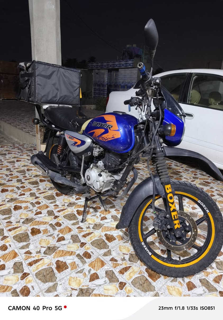 بوكسر جبلي 
موديل 22 اوراقها كامله كمرك مدفوع. بس اتروح اترقم 
دراجه كامله مابيها كل نقس. 
السعر ..1600وبيها مجال. 
مكاني جزيره البذياب. 
للاستفسار اكثر. ***********.
