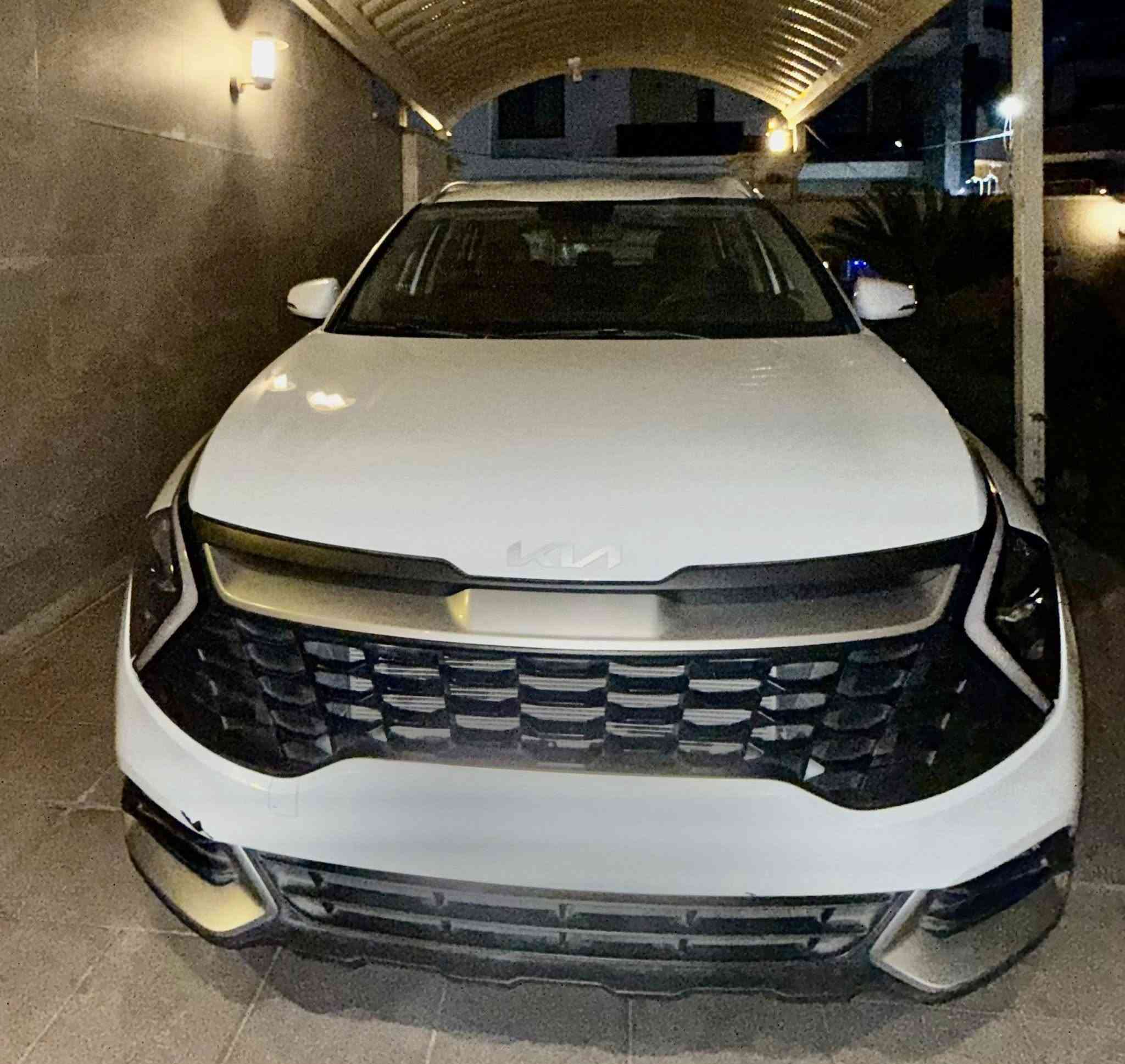 السلام عليكم كيا سبورتج مديل 2024 ماشيه 22 الف للاستفسار ***********
