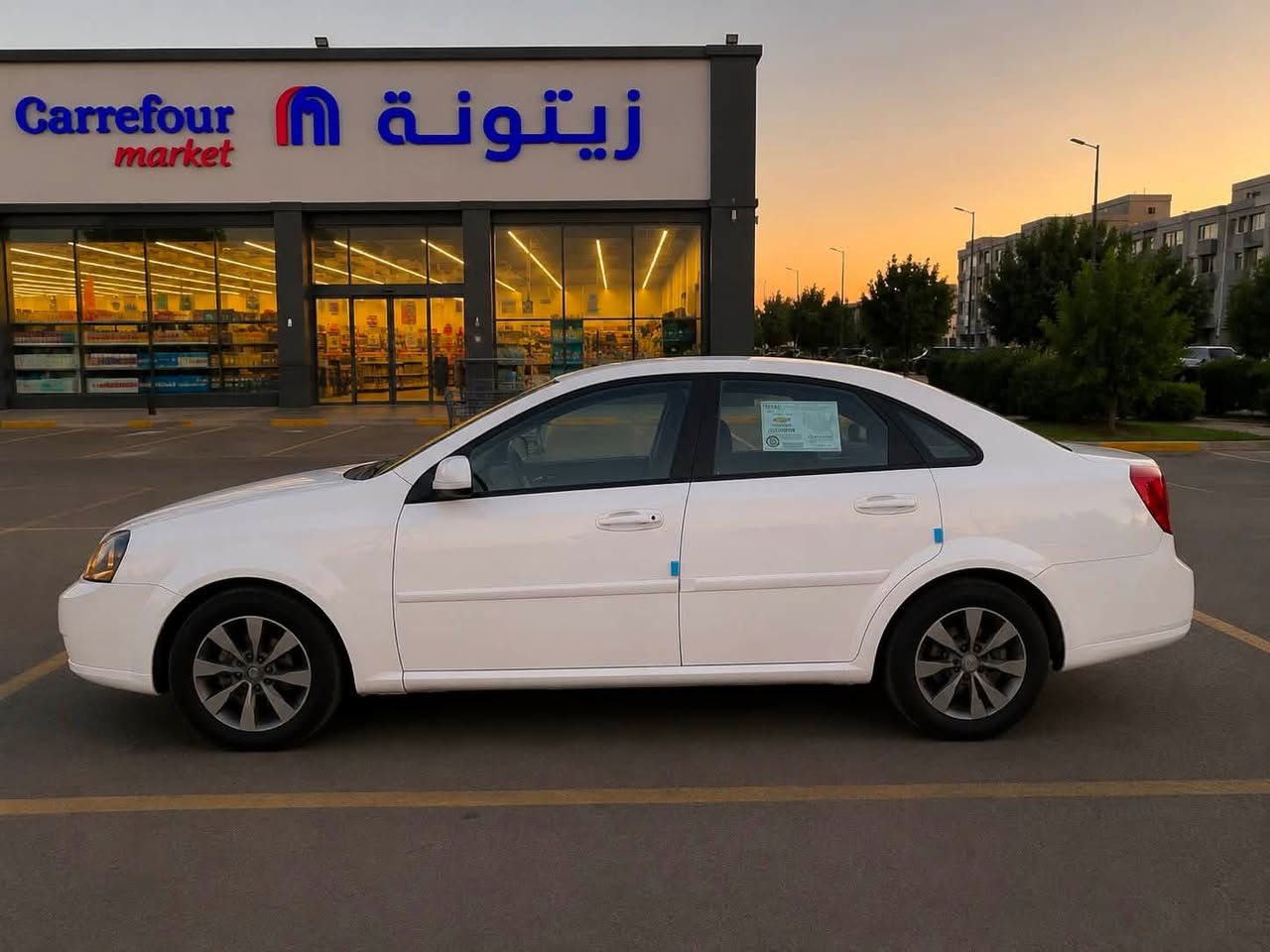 ســـلام عــلــيــكم
شـوفـر لـيت اوبــتـرا 
موديل : 2010
العداد : 175 km 
بيه صبغ البنيد  اثر جراد بدون دواخل شرط الفحص كفاله عامة عدا البنيد من الصبغ والضربة والتبديل
محرك 1.6 دوش شرط لاتبخير ولاتنقيص 
كير اوتوماتيك 
* جام كهربائي 
* ⁠لايت زينون عالي الاصلي 
* ⁠تخم ويل
* ⁠تخم تايرات جديد 
* ⁠منفذ AUX + بلوتوث 
* ⁠كشنات نظيفة
السيارة جديدة استخدام شخصي مال بيت حدادية وميكانيك خير من الله رقم بغداد الأماني مشروع وطني غرامات مصفرة سنوية لل ٢٨ جاهزة من كل النواحي السعر المطلوب 73$ وبيها مجال بسيط مكاني بغداد الرصافة الشراي يتصل ***********
