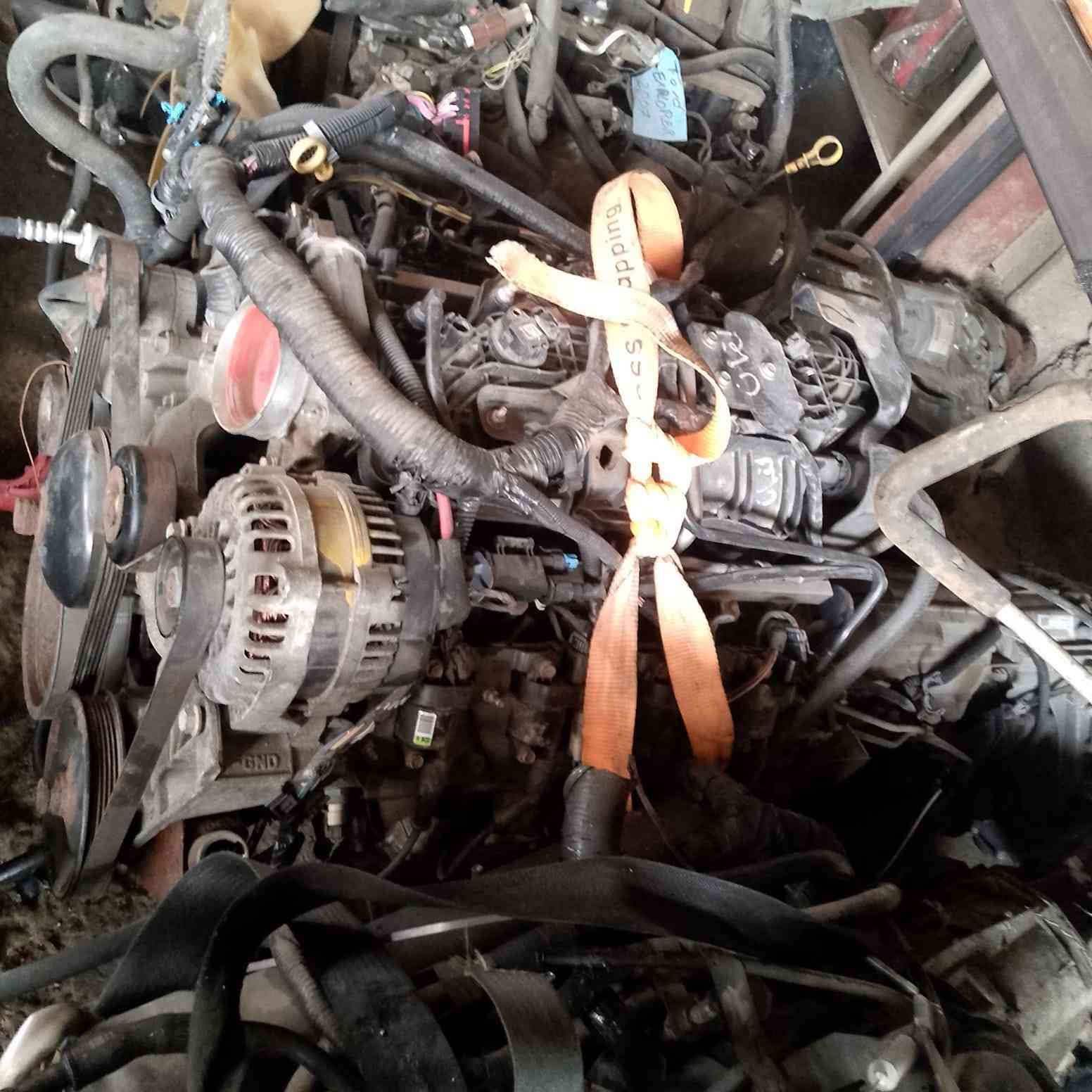 يتوفر كير ومحرك حاويه تاهو جيمسي اكاديا العنوان السليمانية المنطقة الصناعية
خلف كراج بغداد القديم لأي استفسار يرجى الاتصال على الأرقام التالية ***********
***********
