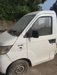 عندي شيري واحد طن للبيع رقم الماني عندي مسمسكات راعيه بس ما اندله عنوا...