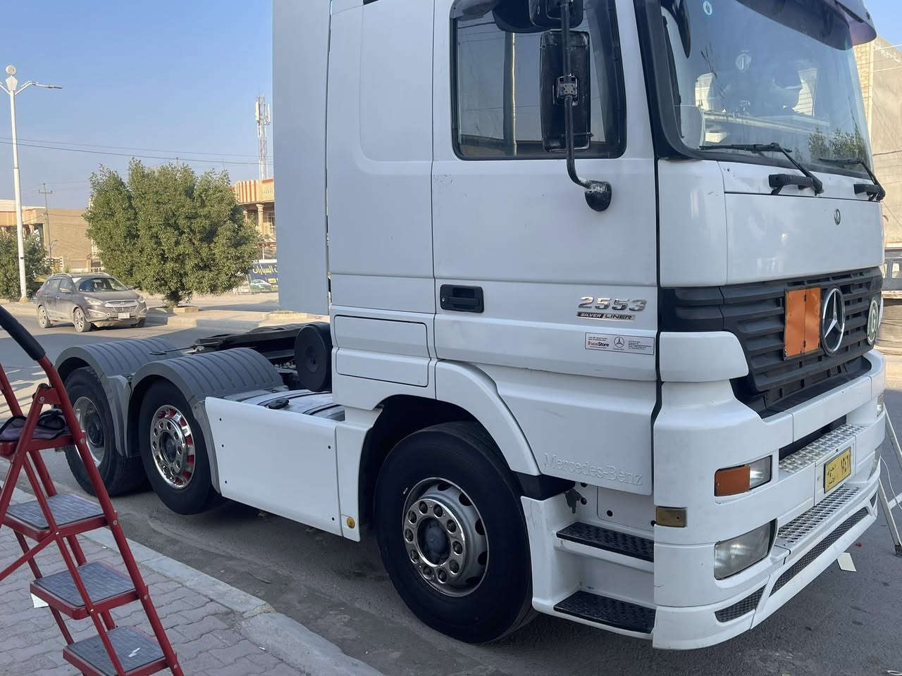 السلام عليكم اكتروس للبيع موديل 2001
سنكل امامي الماني مكينه (8)رقم أنبار جديد 
مربوطه صهريج مكاني الفلوجه
السعر360وبيهه مجال
***********
***********
