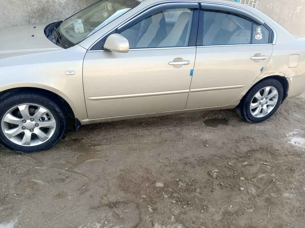 السلام عليكم
سياره اوبتيمه 2008للبيع
السعر دفترو10وبيها مجال 
العنوان الدوانيه الحمزة الشرقي قرب سيطره الطابو
الشراي يتصل على الرقم ***********
