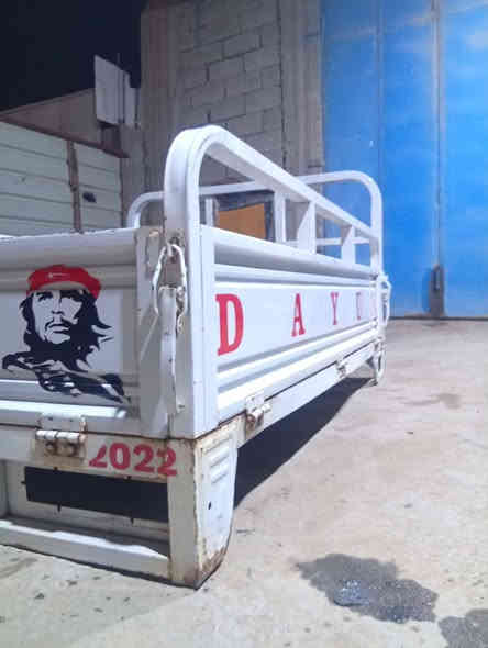 بدي للبيع جديد لاخياس ولا لحيم
مكاني شطره السعر 400وبيه مجال الشراي يتصل ***********
