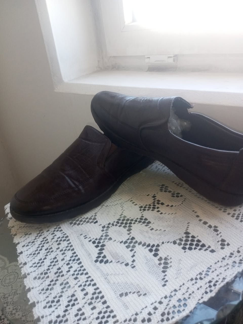 حذاء رجالي المناسبات ب15 قياس 45 باله  التواصل عبر الرقم لاتي ***********
