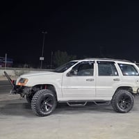 جراند شيروكي • ٢٠٠٠ • ستة سلندر