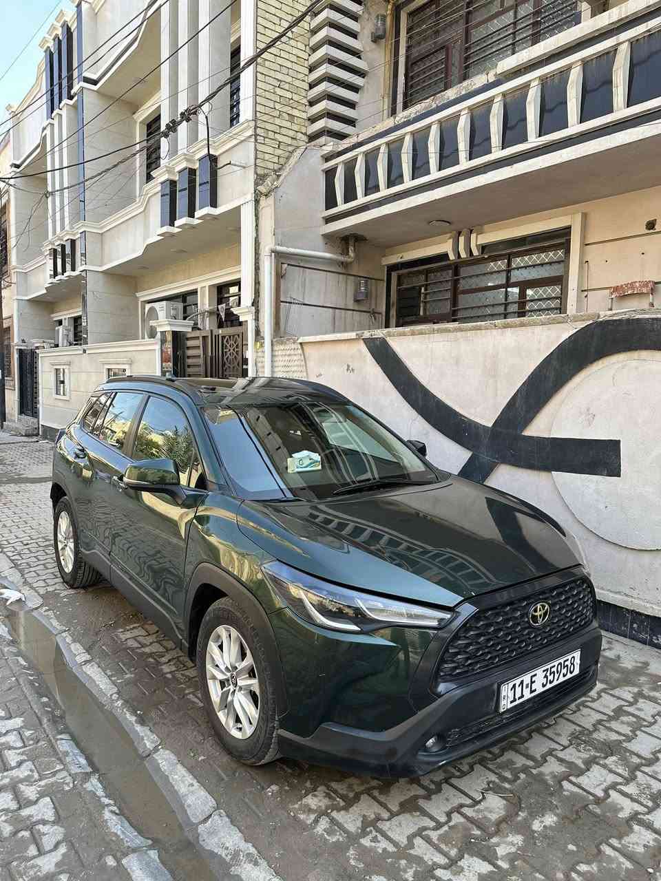 السلام عليكم🤍
تيوتا كروز موديل 22
اللون زيتوني محرك 2000
ماشيه 33 mi 
مواصفات le معروفه فول مواصفات عدا الكشنات 
ضربتها صبغ بنيد ودعاميه وبارد جاملغ الامامي الايمن 
عارضها ب165 وبيها مجال بسيط
مكاني بغداد ***********
