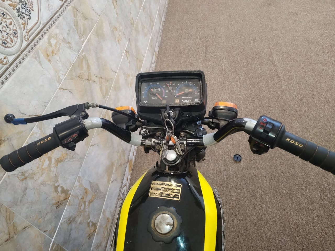 سلام عليكم دراجه لبيع مال يراني نمس ام صغر العنوان عماره سعر 800 وبيه مجال رقم
***********
