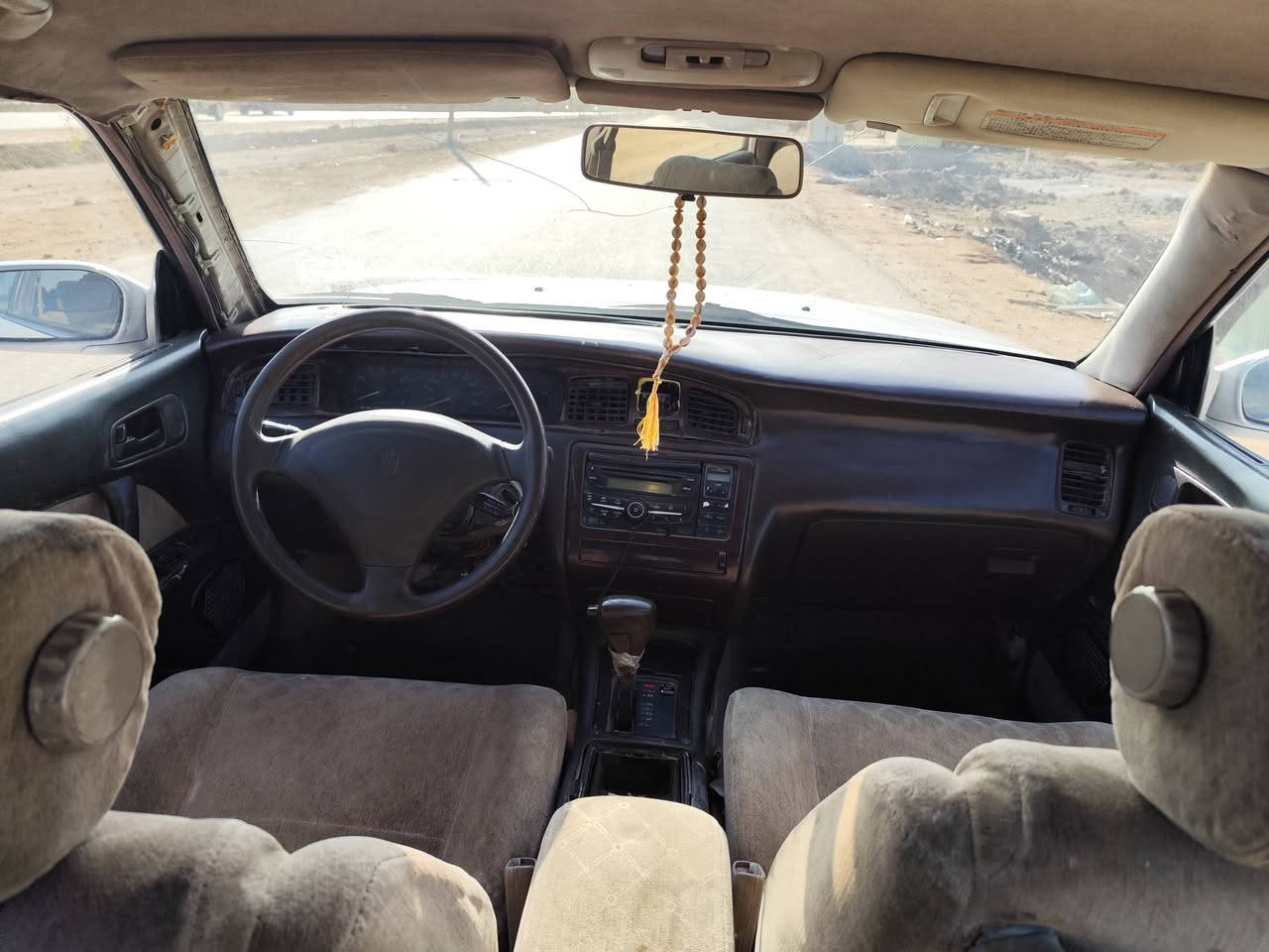 سلام عليكم البيع كروان بطه موديل ٩٣ رقم بابل الاماني سنويه تبريد شغال صاقطه ٢٤ بسم صاحبي مكينه ففتي مال راس ثور جديده تخم تاير جديد مكفوله كص ونقل جثه سياره مال جناي مكاني بابل القاسم ع ***********
