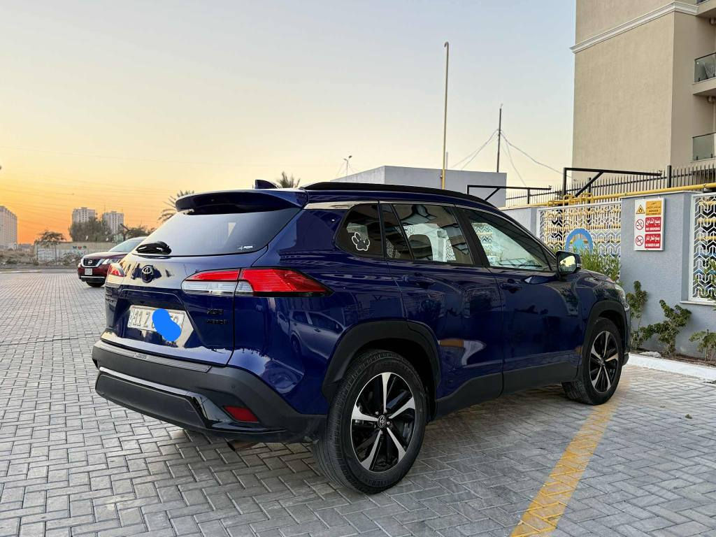 السلام عليكم 
تيوتا كورلا كروس هايبرد  XSE بلاك ادشن علامات سود🚘 واردأمريكي 🇺🇸🇺🇸
 موديل 2023🎈
 رقم بغداد بأسمي تحويل مباشر
سيارة دخول جديد
ماشية 22 الف سيارة جديدة 💯
تبديل بس بنيد بدون دواخل ظربه خفيفه 
صور الحادث مرفقة
اعلى فئه فووول ماعدا الفتحه 
شفتات ستيرن 🖱️
حساس امامي خلفي 
رادار 360📹
نقطه عمياء تحديد مسار تثبيت سرعة
بصمة ابواب وتشغيل
كشن كهرباء + جلد
تدفئه كشنات 
قطعتين تبريد
شاشة دجتل قيادة ذاتية
3انظمة قيادة
سيارة فول وجديدة.✈️
بغداد الكرخ.
السعر/185$ 💵💸بيها مجال قليل 
للاستفسار/ *********** بغداد, العراق
