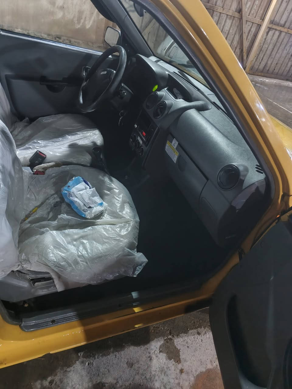 سايبا كفاله عامه موديل ٢٠١٥ كير محرك ضمان داخل مدوشم كامل تخم تاير خط أبيض صدر امامي خلفي جديد تبريد تتفئة شغالات رقم إنكليزي الجديد بسمي ***********
