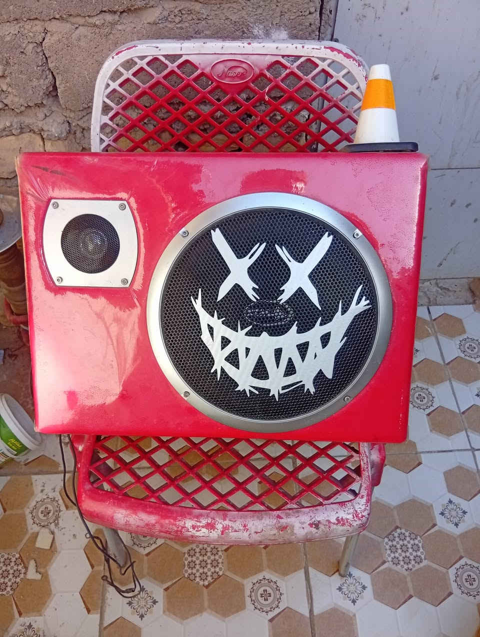 السلام عليكم مضخم كسر كارتون توني مشتري مغلف او جاهز السعر 50قفل ناصرية مركز حي اور ورقم الهاتف ***********
