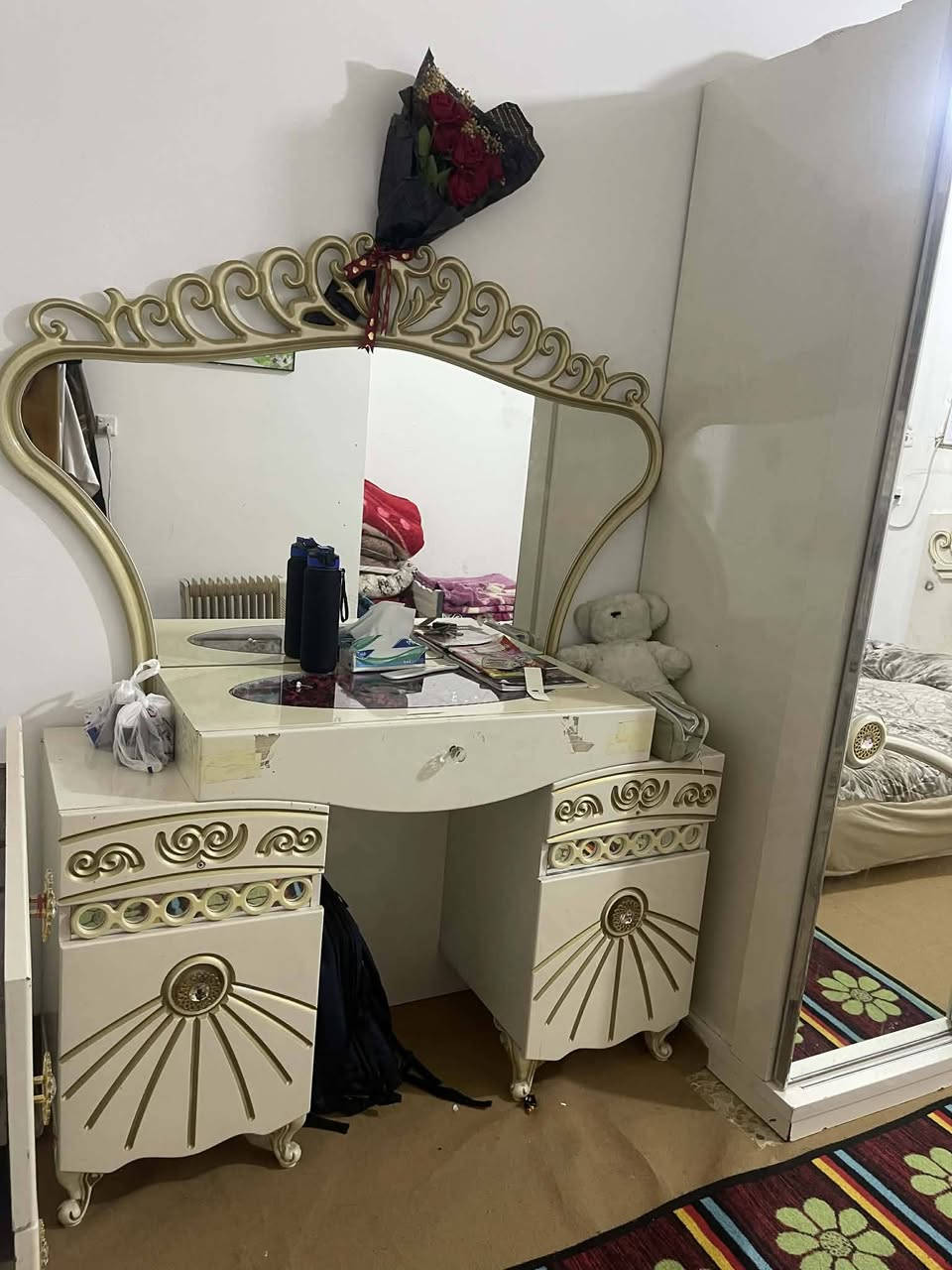 غرفه نوم  ٦ قطع تركي نضيفه بسعر مناسب جداً مستعجلين على بيعتهه وغساله اوتوماتيك نوعيه زينه سامسونگ هم بسعر مناسب الاستفسار مراسله صفحه او الاتصال على رقم تالي ***********
