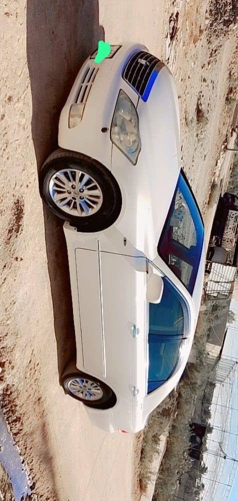 السلام عليكم شاهينة ادوات كصة قمارة فقط السيارة جاهزة من الطول لطول متومة بصرة ارقام وسنوية و حاجزيلهة للتسجيل دشبول اسود تواير جديد حديد جديد تبريد تتفة كلة شغل السعر 55وبيهة مجال مكاني ناصرية سوق الشيوخ ***********
