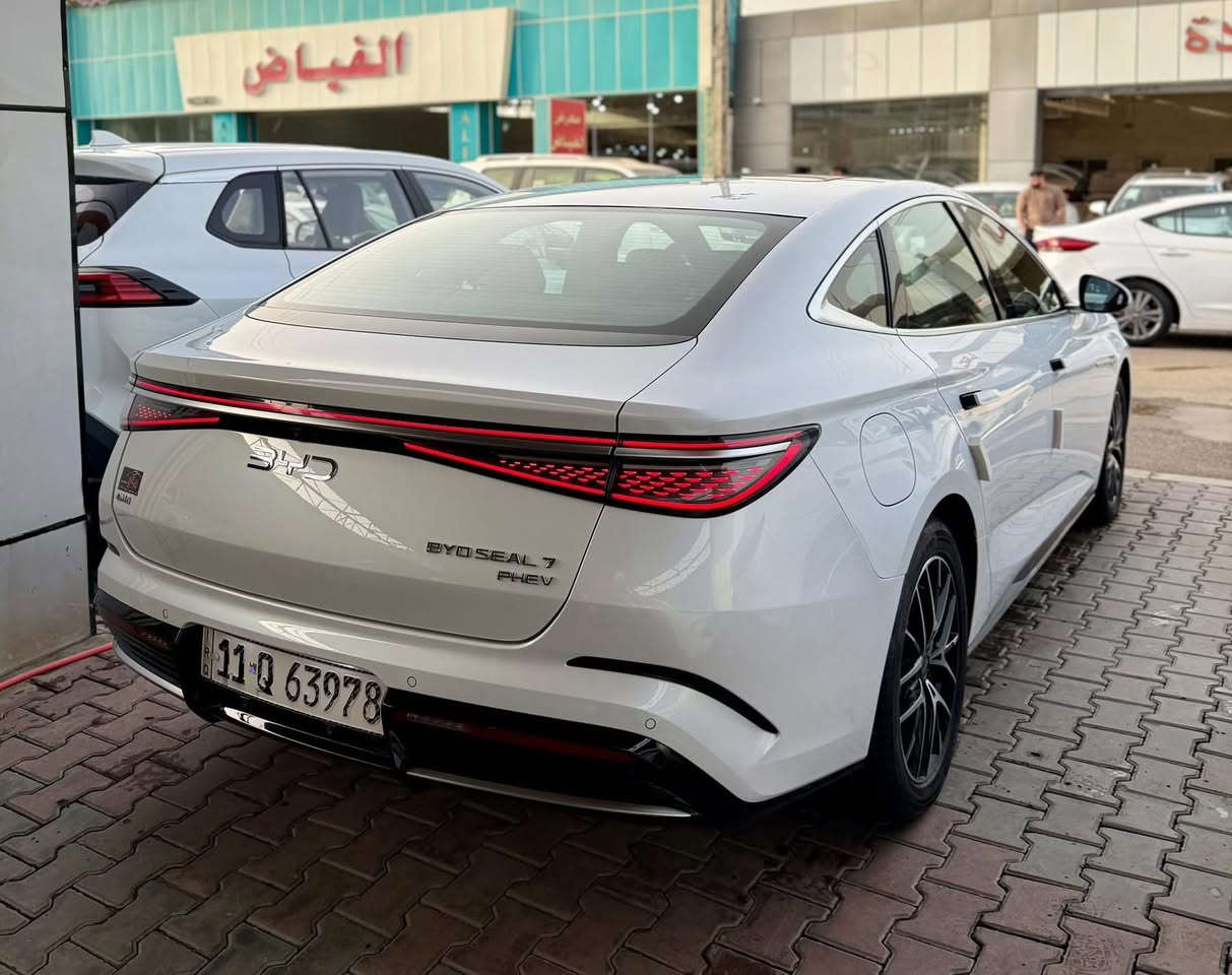بي واي دي سيل 07 موديل 2026 خليجي

فخامة عصرية مع أداء رياضي بمحرك تيربو هايبرد يمنحك قوة وثبات وصرفية ممتازة بنفس الوقت ⚡🔥

تابعة إلى ضمان الوكيل – وكالة السيارة خليجي
✅ ضمان 6 سنوات أو 150,000 كم على المحرك والكير
✅ ضمان 8 سنوات أو 200,000 كم على البطارية

ماشية فقط 16,000 كم
مكفولة كفالة عامة

الفئة فول مواصفات:
▪️ سقف بانوراما
▪️ صندوك كهربائي
▪️ كاميرات 360 درجة
▪️ تحكم كهربائي للمقاعد
▪️ تبريد + تدفئة للمقاعد
▪️ رادارات أمامية وخلفية وجانبية
▪️ Auto Stop
▪️ Auto Park
▪️ شاحن موبايل لاسلكي
▪️ شاشة كبيرة مع نظام صوتي مميز
▪️ مواصفات وتقنيات حديثة عديدة ✨

سيارة تجمع بين الفخامة، التكنولوجيا والأداء الرياضي بشكل متكامل 🚀

📍 بغداد – معارض البياع – الشارع الرئيسي

📞 ***********
📞 ***********
📞 ***********
📞 ***********

لمعرفة السعر علق برقم 1 او الاتصال
