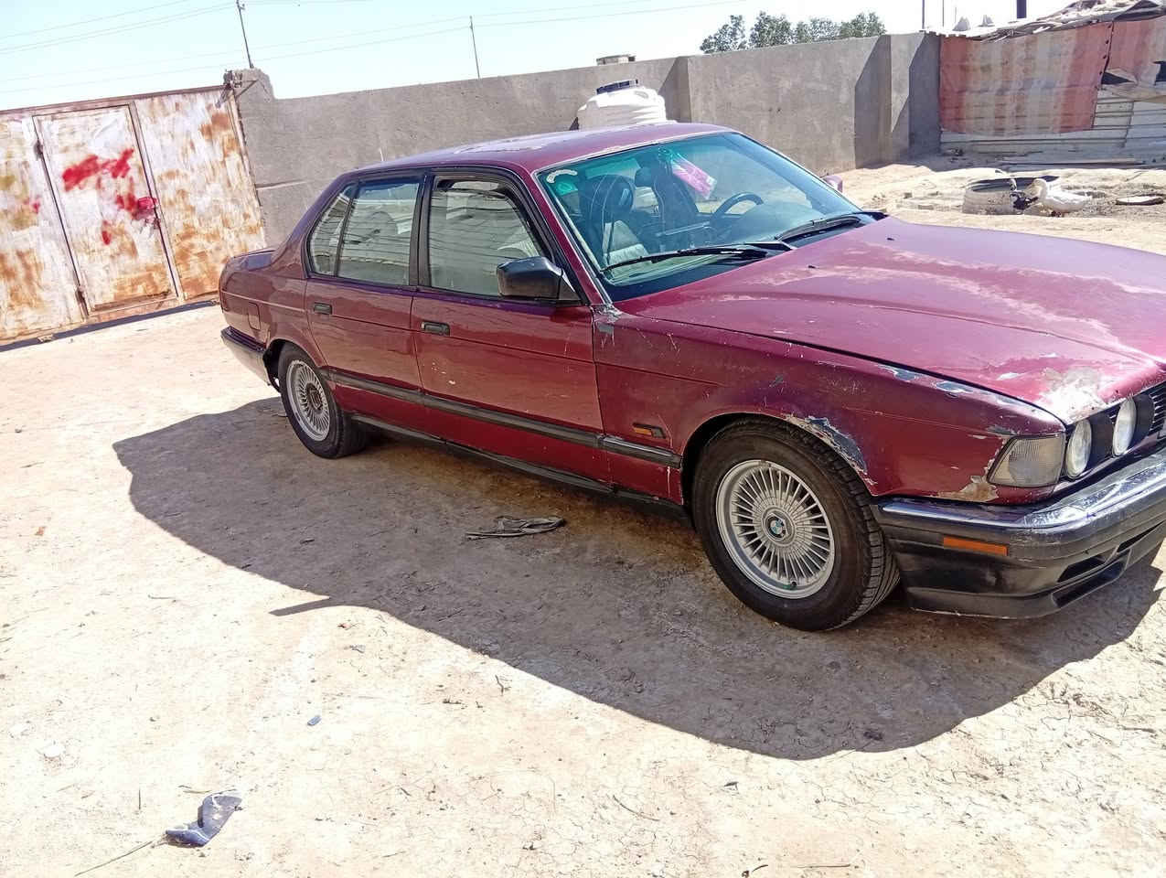 بي ام 735جاهزه حداديه كلها جديده امامي وخلفي مابيها نقص كشنات كهربائي  كير اوتو تبريد فقط القايش تشده  شاشه كار بلي غرفه جديده  جاهزه للاخير  لايت زنون جام مصفح  سنويه جديده 2028 مكاني سماوه للبيع او مراوس  ***********
