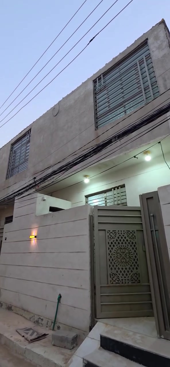 يسعدني أن أشارككم تفاصيل عقار مميز بمساحة كبيرة تصل إلى ٥٠ طابقًا ونصف. 🏡✨ يتميز هذا العقار بموقعه الاستراتيجي بالقرب من شارع الزوار، على بعد ١٠ دقائق فقط بالسيارة. 🚗 إنه خيار مثالي ليصبح حسينية رائعة. 🕌 سند هذا العقار موثق بقرار محكمة، مما يضمن سلامة المعاملات. ⚖️ لمزيد من المعلومات أو للاستفسار، يمكنكم التواصل عبر الأرقام *********** أو ***********. 📞 #عقارات #حسينية #استثمار #عقار_مميز #موقع_مميز
