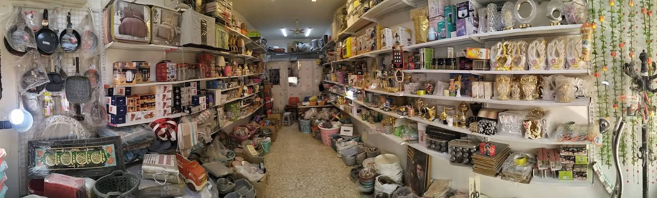 #للبيع محل مواد منزليه ومفروشات 
مدينه الصدر مقابيل مركز الصحي شارع سوك المدينه 

محل (طول 10متر والعرض 3متر )
محل متكامل السلعه 
 السعر مناسب جدا .
***********
