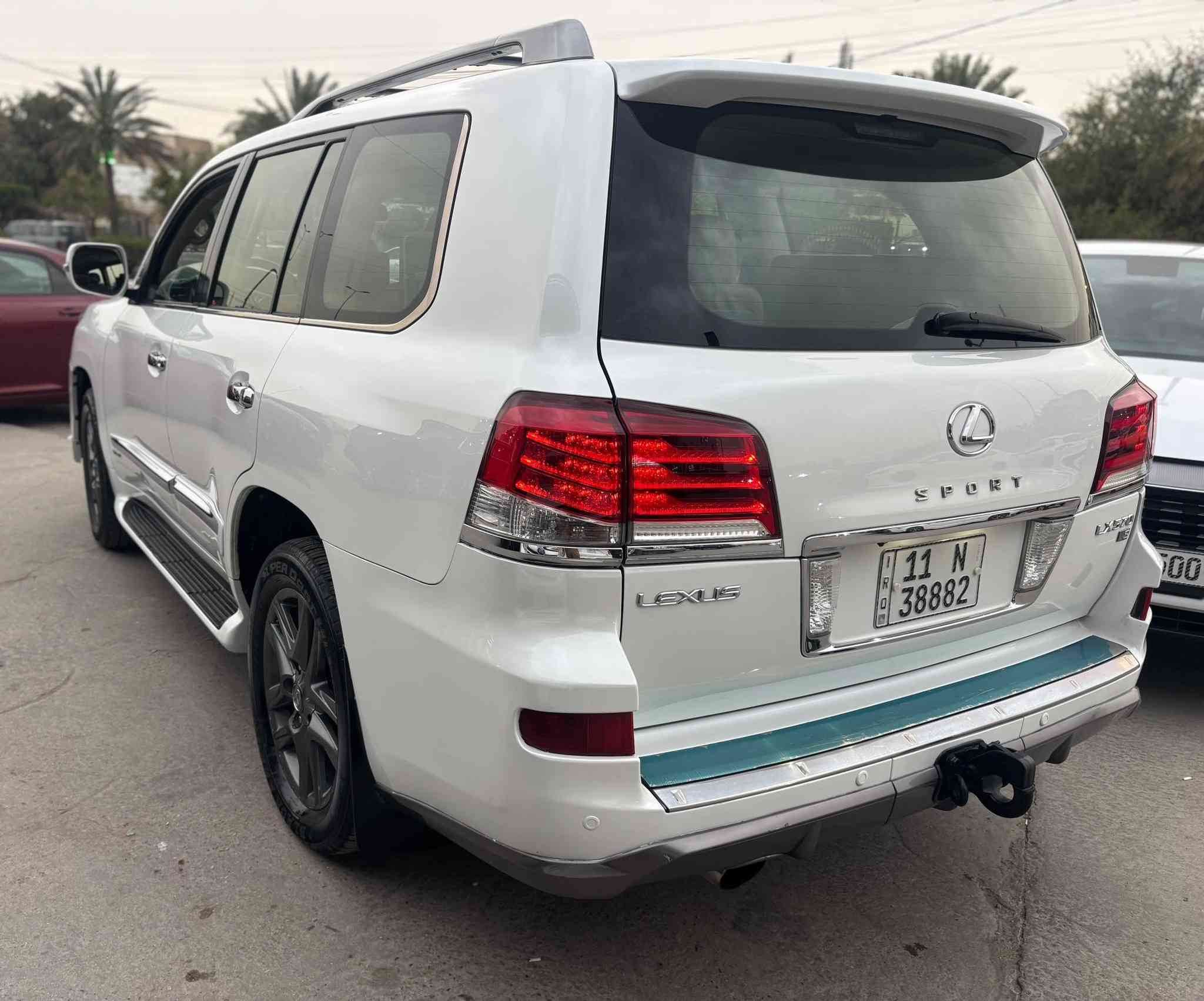 لكزز 2014 فول بريم خليجي
رقم بغداد الجديد اب اسمي  
الكشر مكفول عدا جاملغ خلفي صبغ فقط بدون ضرر كير محرك مكفول السياره جاهزة من كلشي واستخدام فقط بل داخل ماشية 190 الف كيلو 
الموقع بغداد حي الخطراء 

السعر 350 ورقة  

‭0770 003 0299
