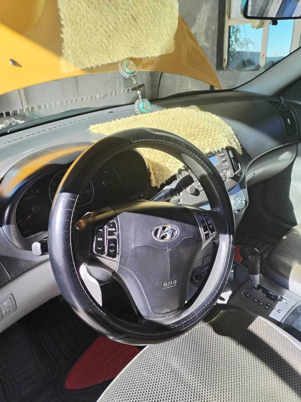 السلام عليكم للبيع النترا موديل 2009 رقم انبار مكان بغداد ابو غريب حادثه جامل خلفي وصندوك بدل بدون دواخل كير ومكينه مكفولات سعر ٩٣ وبيه مجال رقم ***********
