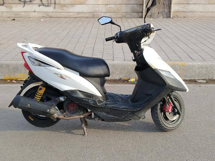 السلام عليكم دراجة gtr ثعلب محرك مكفولة من كلشي مكينة ناعمة
العنوان مدينة الصدر
السعر ٦٠٠
الرقم ***********
