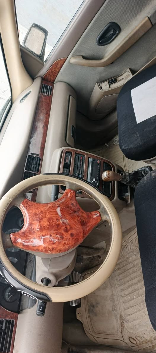 السلام عليكم
سمند 11 رقم نكليزي
بغداد كبل تحويل مباشر الن راعيهه يريد تحويل وماعندي مجال احول مكينه وكير وحداديه خير من الله الكشر تجي اتكلب وتاخذ السعر 30$ وبيهه مجال العنوان بغداد البياع الشرطه الرابعة رقم الهاتف ***********
