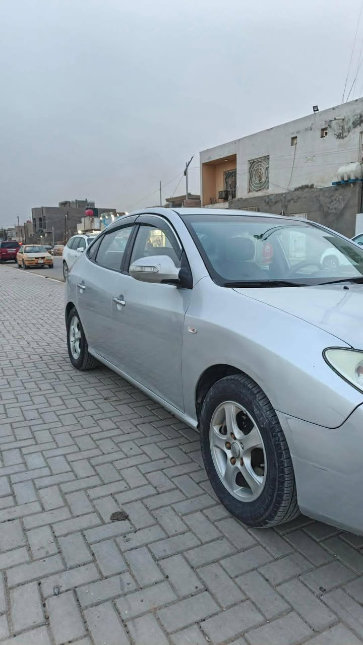 السلام عليكم 
سياره ادوات ادوات ادوات 
الانترا 2010 كصه بـ جنطه سياره كامله مكمله كلشي بيهه شغال متواجد في محافظه الديوانية السعر 45 قابل للتفاوض للاستفسار اكثر ***********
