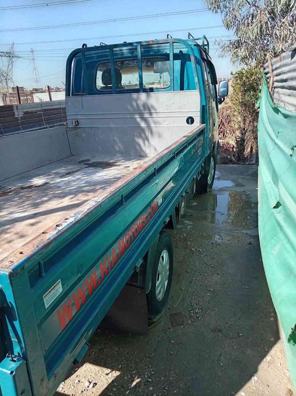 كية ام عيون للبيع موديل 2٠٠2 مكينه كير شاصي اكسل كهربيات كل شغاله السعر ٨٠ وبيهه مجال مكان بقداد الأمين الثانيه السياره بسمي للاتصال ***********
