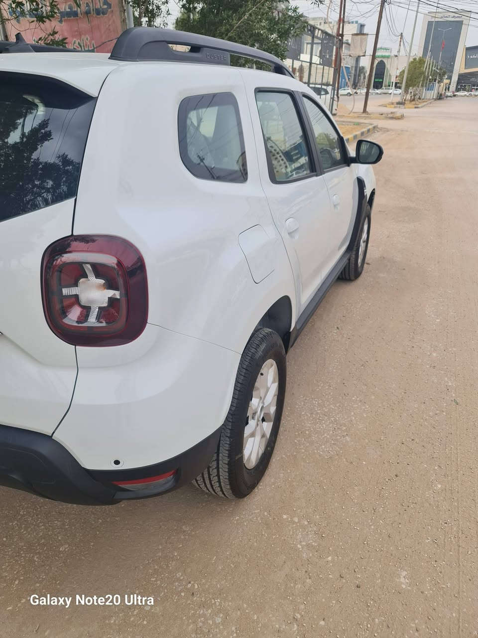 رينو داستر زيرو حرة ابيض ٢٠٢٥ استلام شركة شهر الواحد ٢٠٢٦ بيها ضمان ثلاثة سنوات بدون لوحات السعر ١٦٠ ورقة وبيها مجال مكان السيارة في النجف للتواصل ***********
