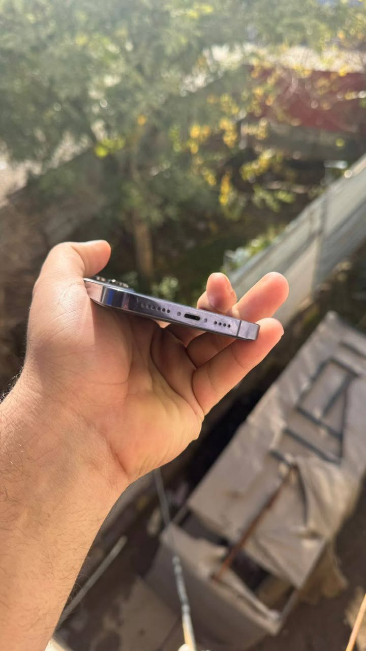 السلام عليكم من رخصة الادمن
متوووفر للبيع
              
📱ايفون 14 برو ماكس
💜 لون بنفسجي 
💾 ذاكرة 256
🔋 نسبه البطارية 89
📞 تك سيم كارت
فول نضافه شرط مامفتوح ولا بي شخط وجهاز ماستر يعني عربي A/AA

الشراي يتفضل خاص لو تصل ويدلل محضور من تعاليق
‏ ***********
