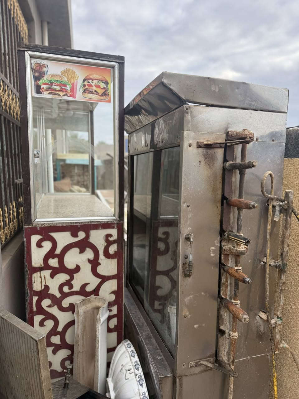 للبيع كلمن وسعره
***********
