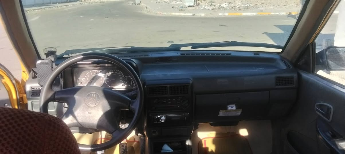 سلام عليكم سايبه 11 سياره مكفوله مكينه وكير برايد مكينه بيه خيط خفيف سياره خير من الله تخم تبريدثلج  تاير خط ابيض صدر خلفي امامي جديد باور بل جيس دوشمه أو ارضيه جديده كهربائيات كله وضع شركه شواصي مكفوله بيه كم شغله بصيطه كلش يرادله شويه ترتيب رقم نكليزي مصفره هيه وغرامات سياره بسمي سعر 30 وبيه مجال للشراي مكان بغداد الحسينيه الراشديه رقم ***********
