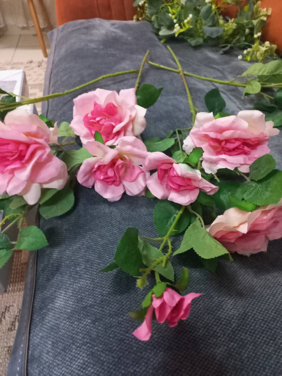 مجموعة اغصان ورد مع متدلي متر ونص طولة ب٥ الاف


**إذا كنت صاحب هذا الإعلان وتريد حذفه لأي سبب، رجاءا أرسل رسالة إلى الدعم الفني**