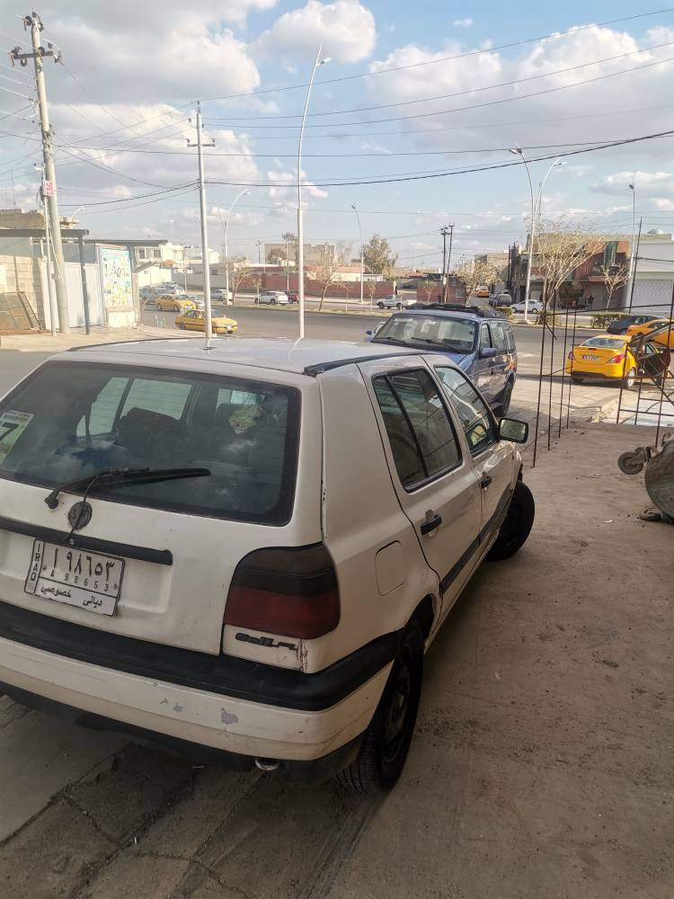 كولف موديل 1994
صبغ عام جماليه
كامل بشرط
محرك جديد مشدود صارله شهر نص
كير عادي
رقم ديالى مشروع واطني السياره احنه راعيه اول
باجر روح تحويل
مكان كركوك
سعر ٣٢ بيها مجال
رقامي مبايل *********** كركوك, العراق
