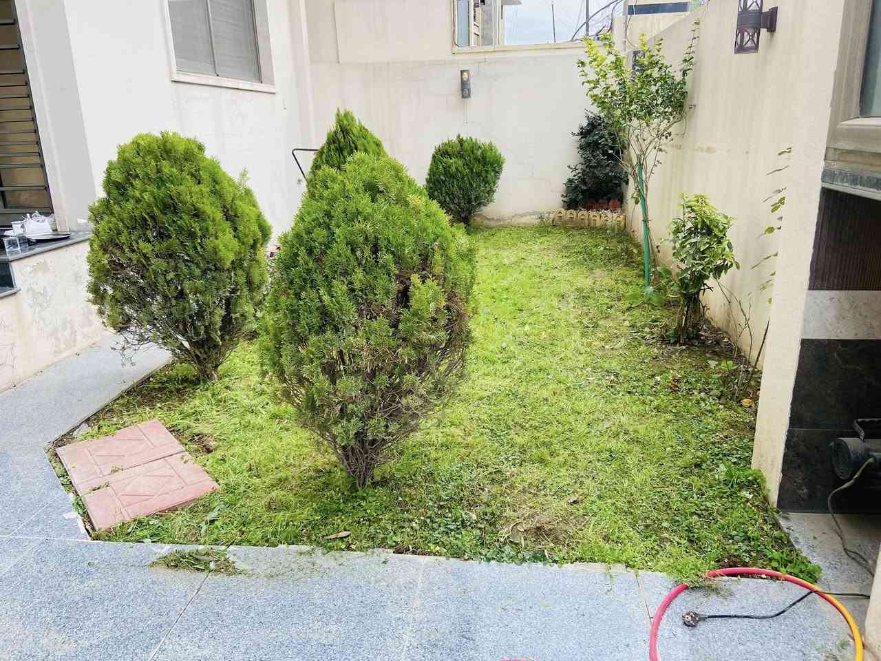 مستعدون لترتيب حدائق وتقليم وقص الاشجار  وعمل الديكورات  والشتايگر في الموصل  ***********/***********
