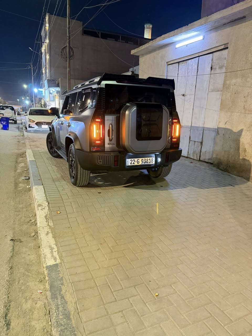 السلام عليكم
جي تور موديل 2025 لون سمنتي طافي بلادي دواخل مشمشي مطعم بشاموا رقم اربيل لسنة 2030 مواصفاته كلش هواي ما ينكتبن واغلبكم يعرفون مواصفاته السيارة السعر ب270 ورقة 
بالبصرة 

***********
