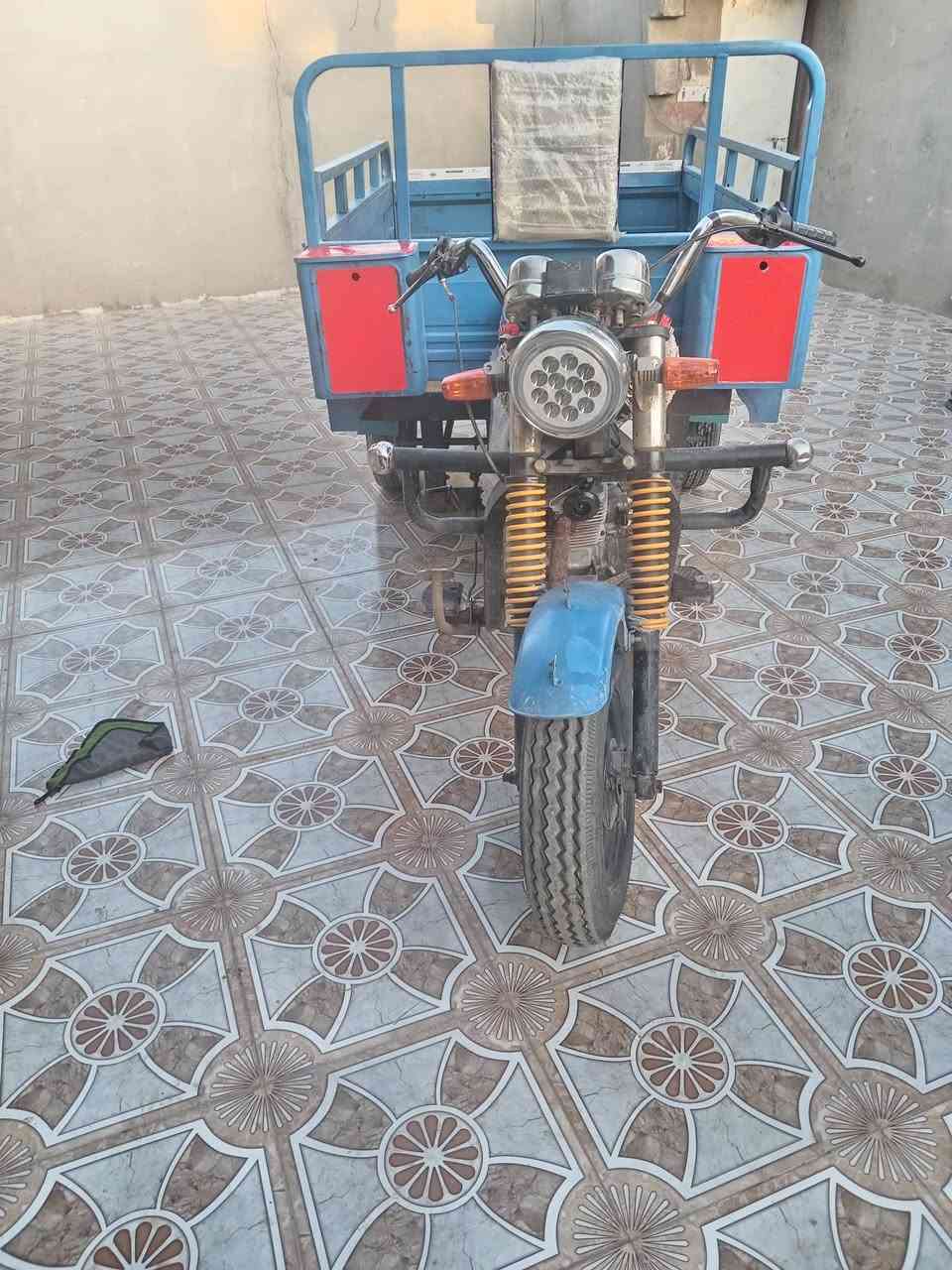 السلام عليكم ستوته للبيع موديل 15 أوراق اصولي العنوان كوت زويرجات نضيفه للاستفسار اتصال ع رقم ***********
