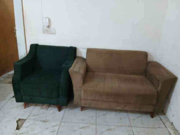 بيع كاونترات ٢٥٠ الف مع تخم قنفات سعرهم ٢٥٠ الف توصيل مجاني رقم هاتف ***********
