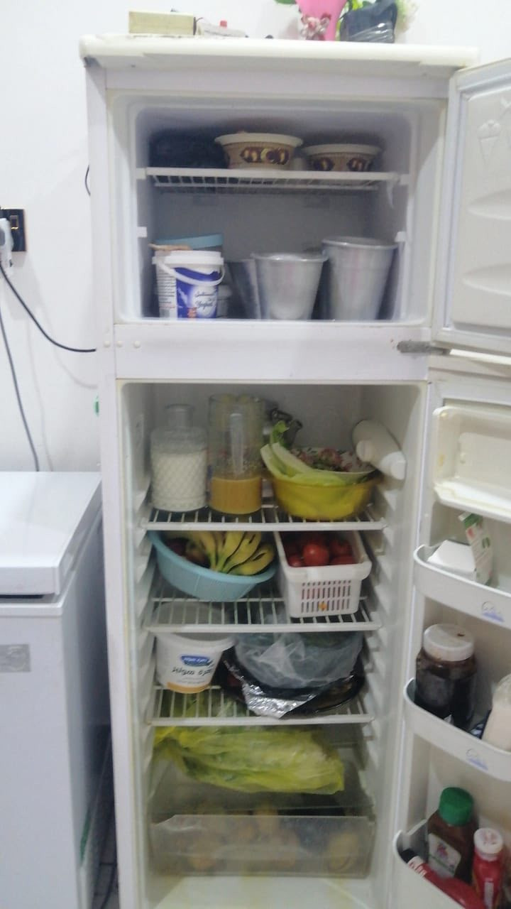 ثلاجه شرط تجميد سعر 120 مكان شطره ***********
