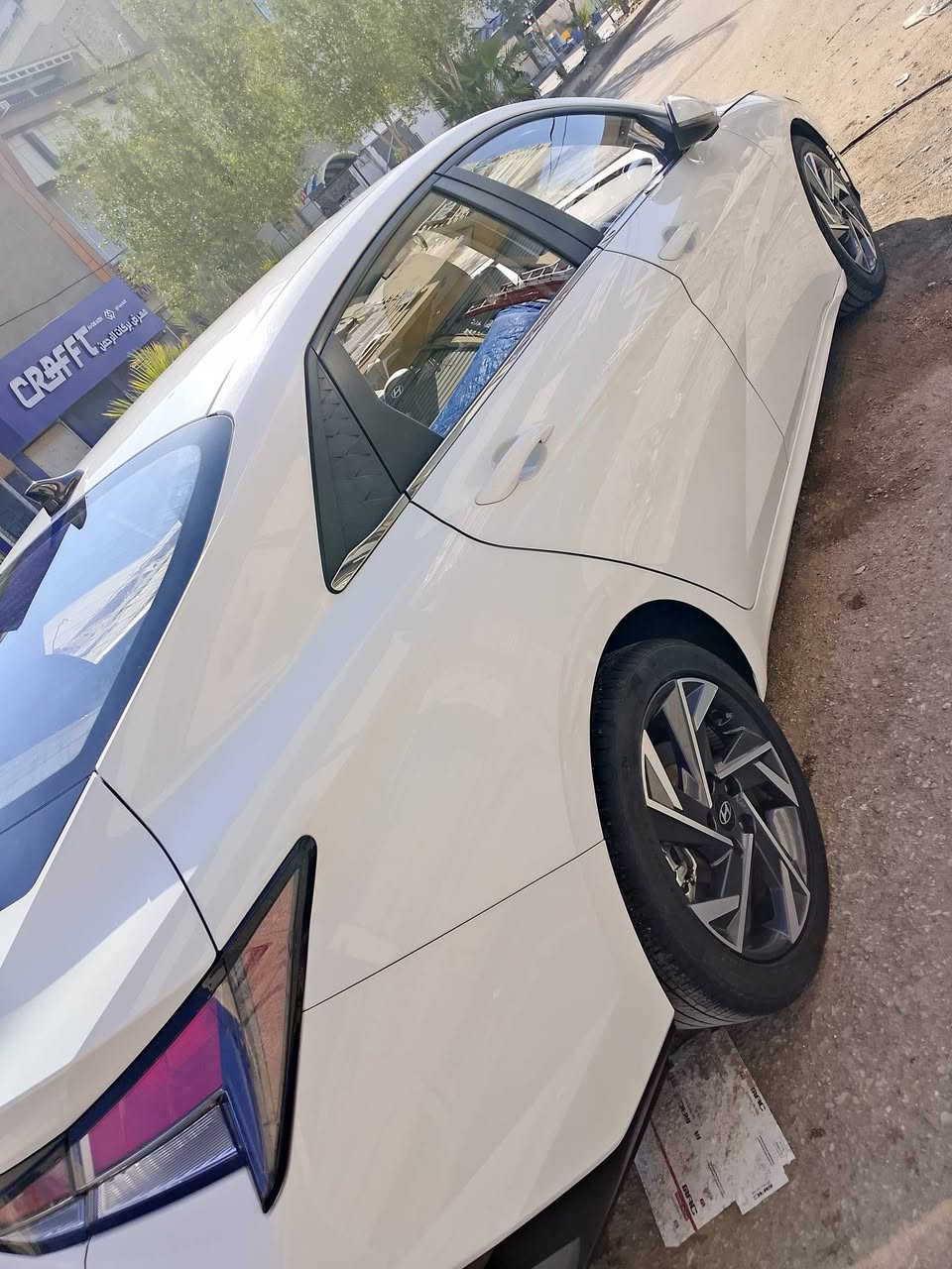 النترا 2024 خليجية مرقمة أربيل تحويل مباشر أو وكالة 
السعر 143 وبيه مجال للطيبين فول مواصفات بصمة تشغيل شاشة كبيرة كاميرا دوارة شحن لاسلكي مثبت سرعه تحكم ستيرن رادرات امامي وخلفي حساسات أمامية وخلفية نظام سرعه نورمال أيكو سبورت رياضي عدم نزلاق سايد بريك بصمه لايت زنون ابيض قوي جدا تبريد قطعتين مدوشمة عامتآ درجة أولا السيارة كفالة عامة للأخير وشرط الفحص ‏‪***********‬‏
