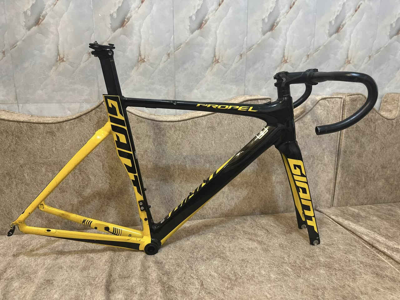 السلام عليكم
فريم جاينت دفن ميديم 
***********
