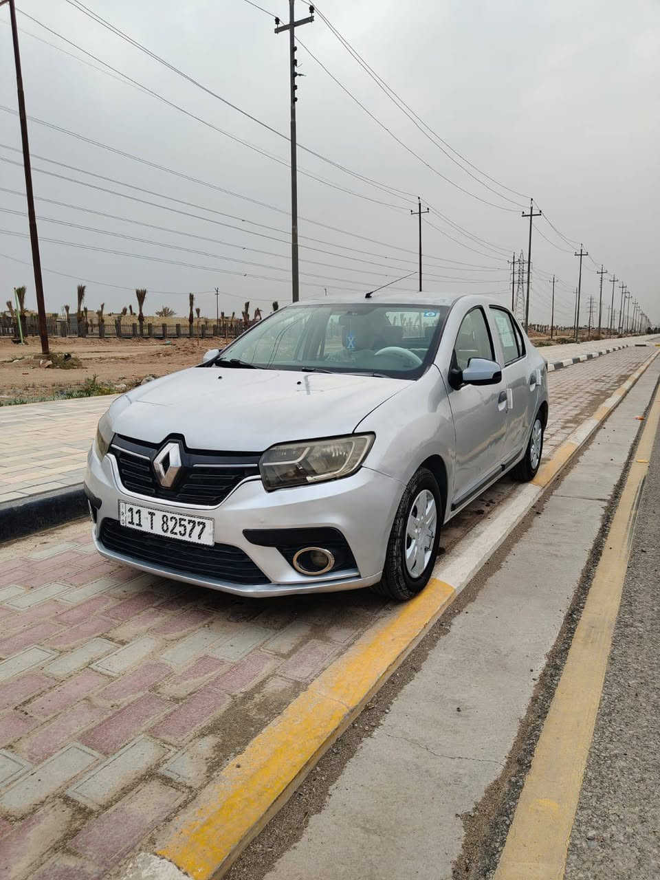 السلام عليكم رينو سنبل للبيع موديل 2019 رقم بغداد الجديد انكليزي سنويه جديده هزه جديده تحويل ثاني يوم مكينه 1600 كير اوتماتيك حداديه تخم تاير مكفولات تبريد ثلج السياره مكفوله من الضربة بيها صبغ مكانات قليله  اثر جراد فقط السعر 68 وبيها مجال مكاني كربلاء رقم الهاتف 
***********
