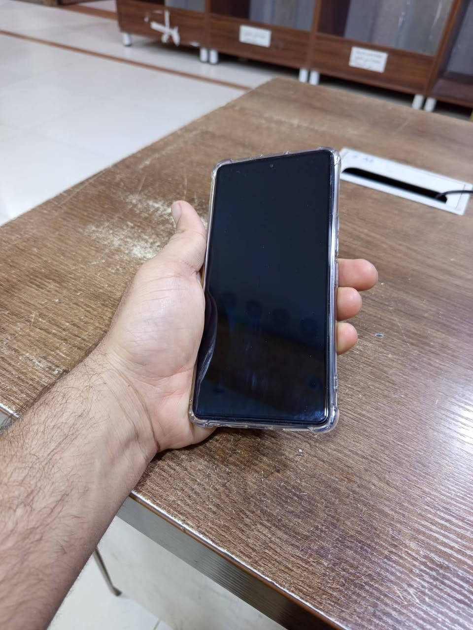 سلام عليكم لبيع تكنو كامون 20 برو فايف جي جهاز جديد
ستحدام قليل كامل ملحقات كارتون جهاز / شاحنه / لاسق شاشه / كفر جهاز / جهاز كفاله عامه / سعر 230 / عنواني البصره معقل ساعه
شراي يتصل ***********
