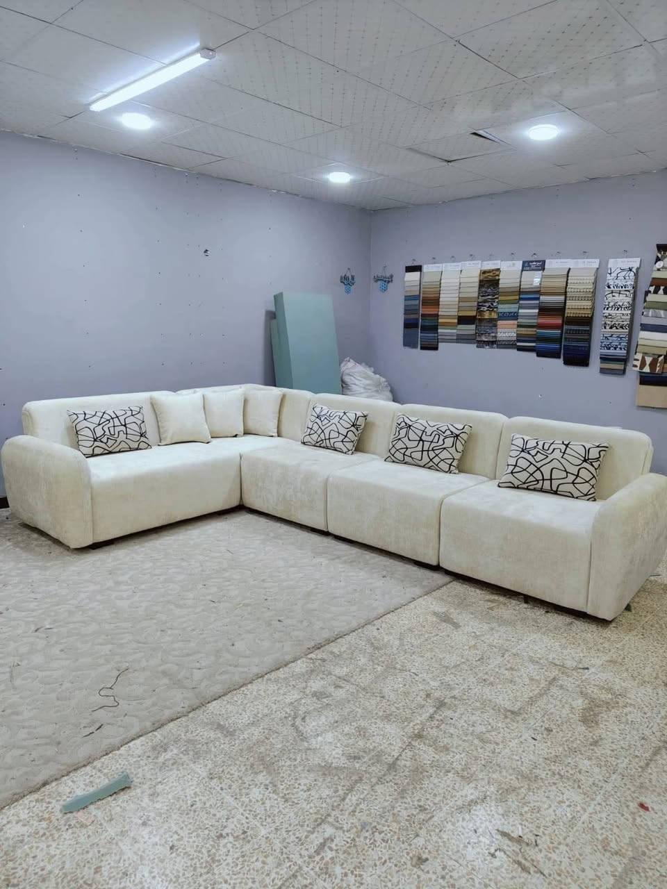 عروض  ويانة ما تخلص فقط لفترة محدودة _400الف_فقط 

🌹 العدنه متلكو يم غيرنة
        (( المصداقيه والجودة والمتانة  عنواننا ))

ديوان 10مقاعد  🔥مع 6 كوشات وطبلة هديه ب400 الف فقط اسعار جملة اسعار جملة  بمواصفات وجودة عاليه💪
ديوان درجه اولى ضمان التخم يوصلك للبيت تشوفه اذا مو نفس الصوره يرجع متستلمه وبدون متدفع شي 💪✌️

 يوجد توصيل بغداد 25 الف فقط 
  ومحافظات بسعر مناسب 🚛

خشب جام روسي  والمقعد بلوك اسود شرط الفحص وسفنج مميز اول وقماش حسب الاختيار 

🚫🚫ضمان لمدة 2 سنوات 

الضمان ضمان حقيقي ضمان وصل معمل يوصل مع التخم

❗❗ويوجد شغل توصا تبدأ الاسعار من 75 ال100 الف ❗❗

للحجز او الاستفسار ارسال صورة الديوان عالخاص او على الارقام  المثبتة واتساب 
او مراسلة الصفحة 

 (***********)
(***********)
