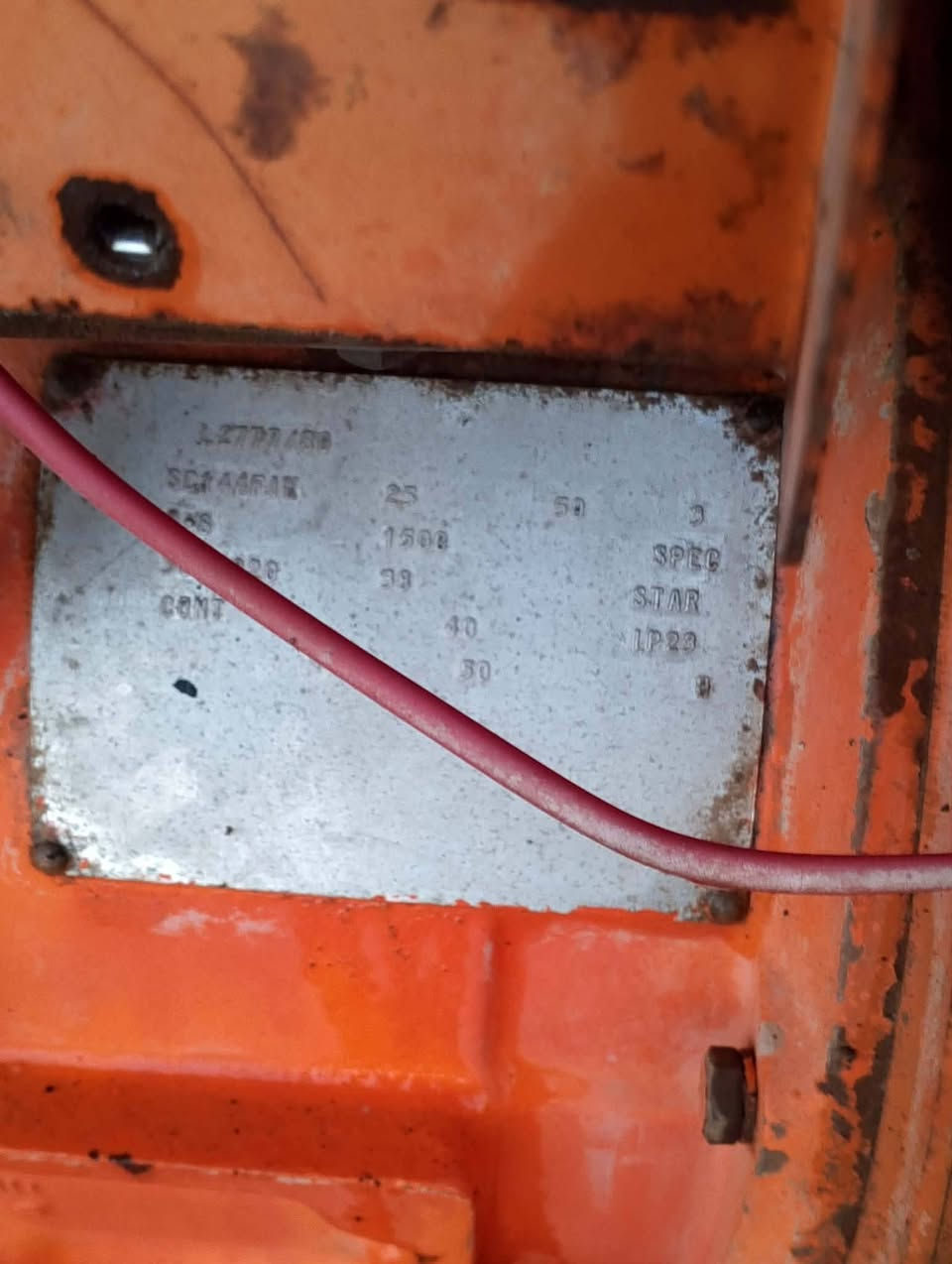 سلام عليكم عندي مولده فيات البيع المولده مكفوله كفاله عامه 3 بستم 25 كيفي التواصل ***********
