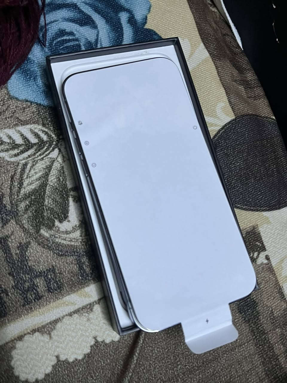 ايفون 13برو ماكس 
نسخه الشرق الأوسط
تك سيم ذاكره 128
نضافه 100بل100 كارتونو وياه 
باتري 75شرط مامصعد واذا يصرف شحن يرجع 
السعر625


**إذا كنت صاحب هذا الإعلان وتريد حذفه لأي سبب، رجاءا أرسل رسالة إلى الدعم الفني**